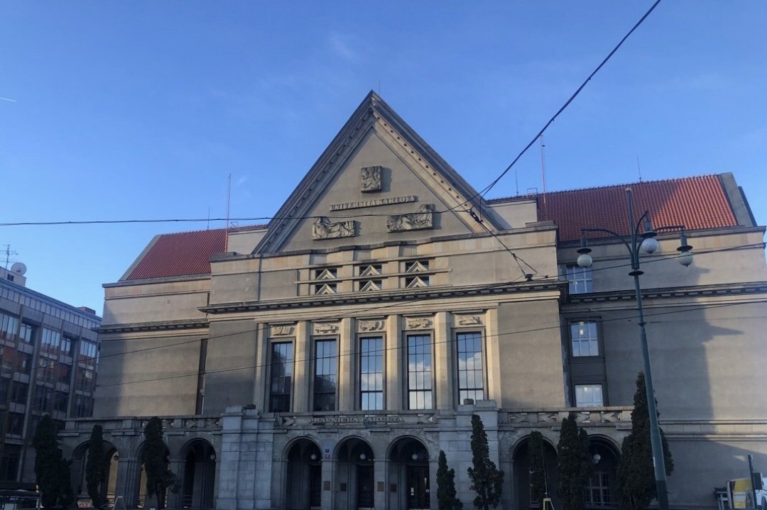 Končí studium na Právnické fakultě, jak jej známe?