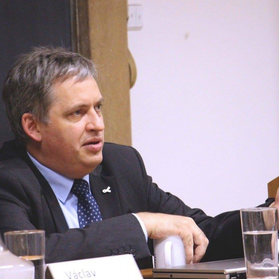 Prosazování protikorupčních zákonů - panelová diskuze